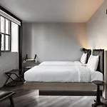 Moxy 3* Rijsel