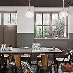 Hotel Moxy