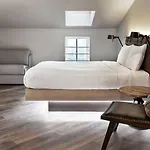 Moxy Hotel