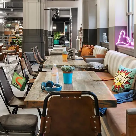 Moxy Ξενοδοχείο