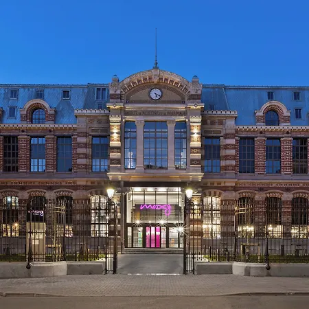 Hotel Moxy 3*